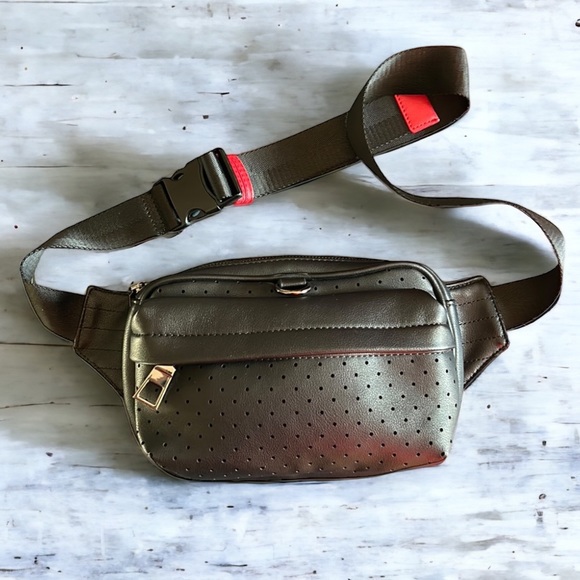 Zara Bags Zara Man Waist Pack Belt Bag In Black Poshmark